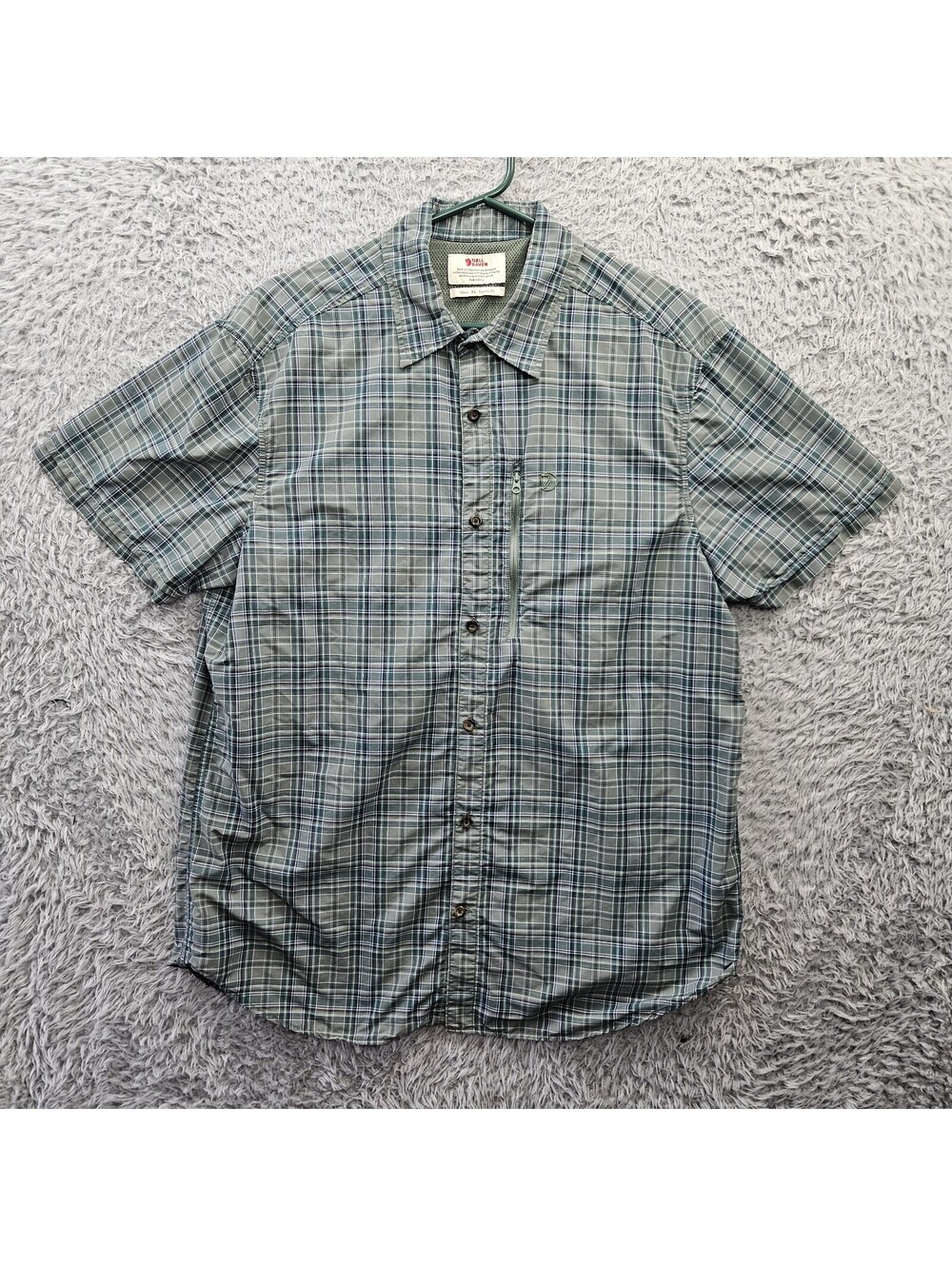 Fjallraven Abisko Hike Shirt SS Medium Green Plaid Hiking Adventure Vented